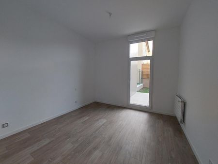 location Appartement T4 DE 94.77m² À RENNES - Photo 3