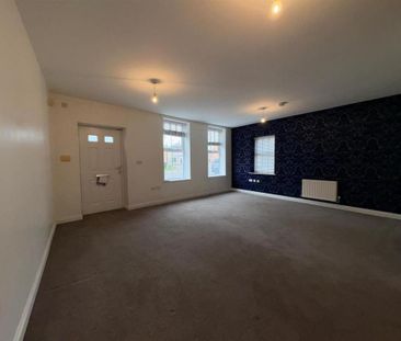 2 bedroom detached house to rent - Photo 4