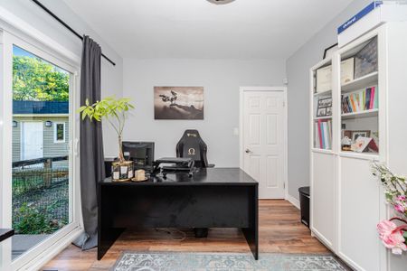 For Lease - 749 Happyvale Drive, Innisfil, Ontario - Photo 5