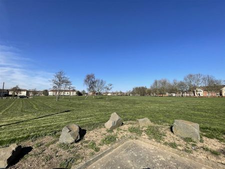 Jarvis Walk, Owton Manor, Hartlepool - Photo 2