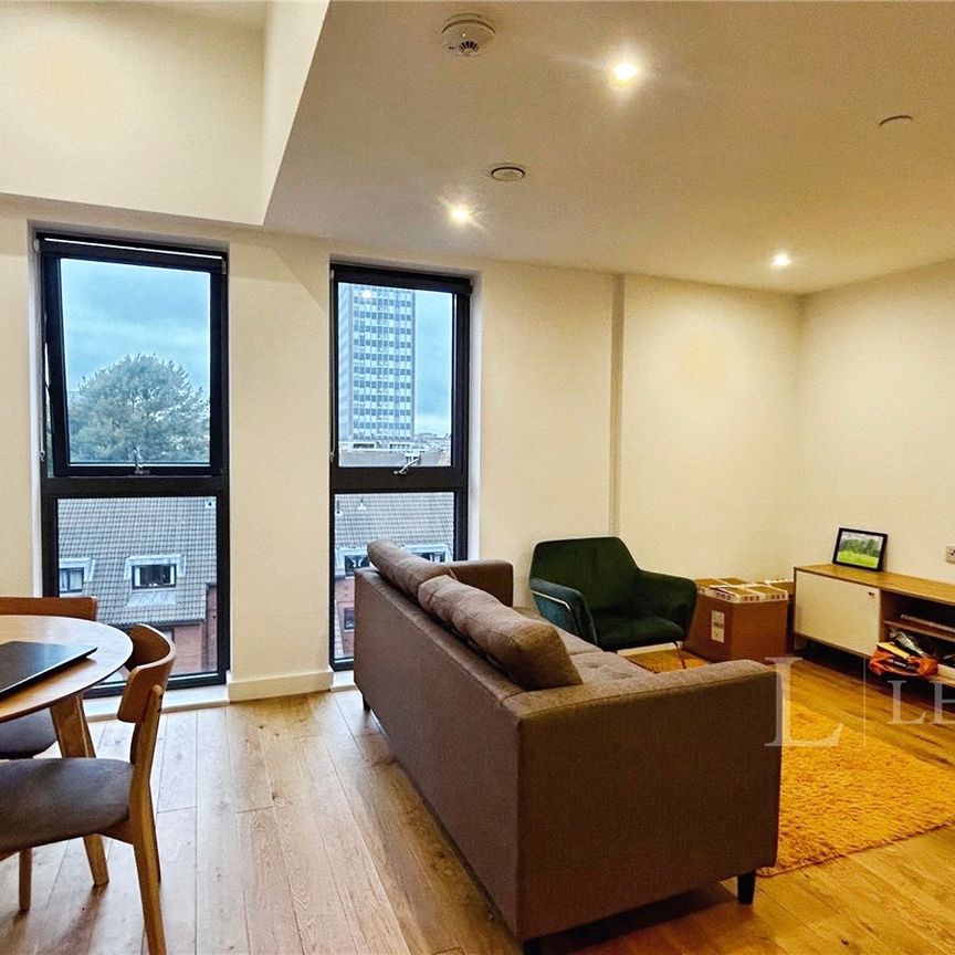 2 bedroom duplex to rent William Street, Birmingham, West Midlands, B15 - Photo 1