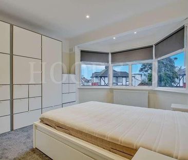 Vincent Gardens, London, NW2 - Photo 3