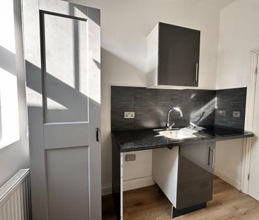 Studio to rent - Photo 3