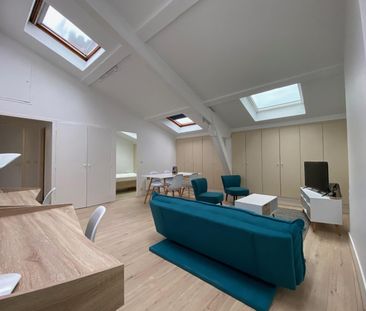 Location Appartement 3 pièces 61m² BORDEAUX 33000 - Photo 1