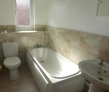 2 bedroom semi-detached house to rent - Photo 1
