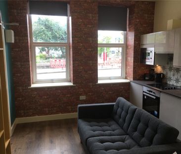 18 Somerset Road, Huddersfield, HD5 - Photo 2