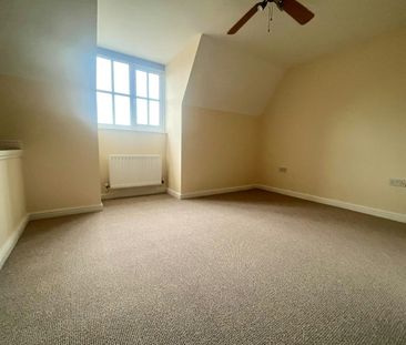 Semi-detached house to rent on - Photo 1