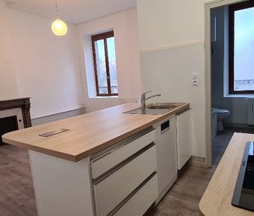 Location Appartement 4 pièces 56m² - Photo 2