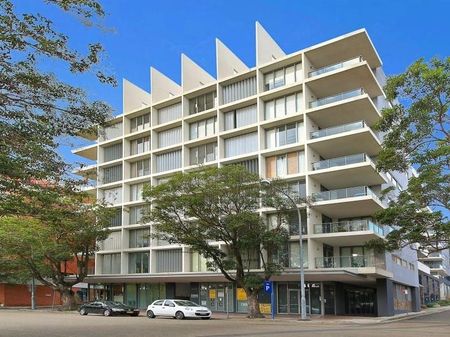 Modern 3-Bedroom Apartment in the Heart of Rockdale - Photo 4