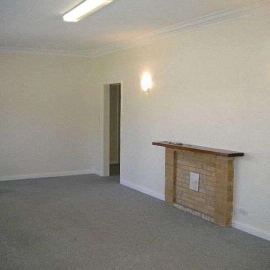 39 Searle Road, Ardross - Photo 1