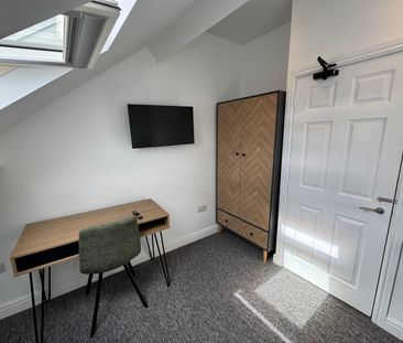 84 Leopold Street - Photo 1