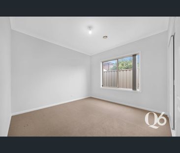 4/11-13 Gibson Court, Sydenham, Vic 3037 - Photo 3