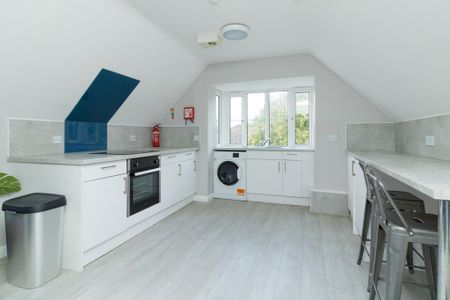 2 bedroom apartment to rent - Photo 4