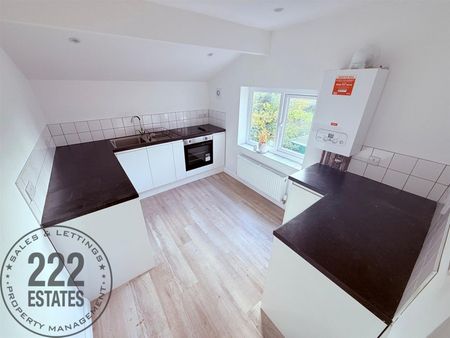 Barnsfold Road - Stockport - SK6 - Photo 5