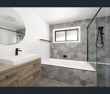 Freshly Renovated, Family Ready in a Growing Cardiff South Pocket - Photo 6
