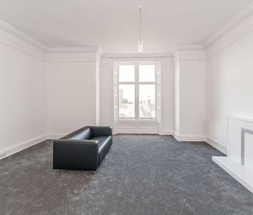 5 bedroom flat share to rent - Photo 2