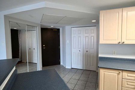 310 Central Park Dr Unit 6A - Photo 3