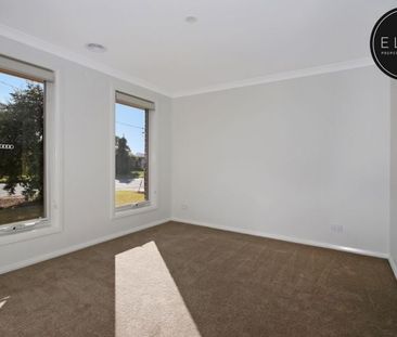 153 Eastern Circuit, East Albury - Photo 3