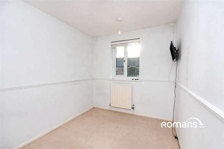 Southlands, Chineham, Basingstoke, Hampshire, RG24 - Photo 3