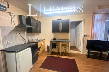 Studio to rent - Photo 4