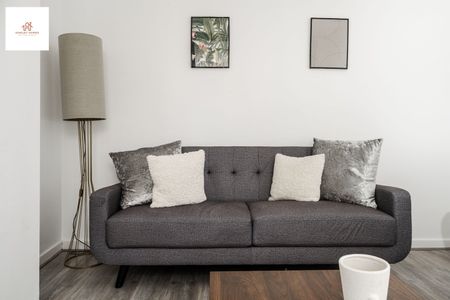 4 Bed Semi-Detached House, Bank Rd, L7 - Photo 3