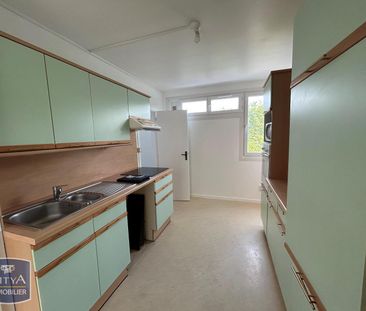 Location Appartement 4 pièces 68m² LILLE 59000 - Photo 2