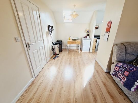 Bluebell Walk, Witham St. Hughs, LN6 9WN, Property for rent - Photo 1