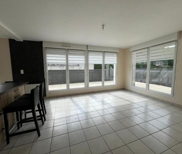 Location Appartement 3 pièces 79m² CANTELEU 76380 - Photo 4