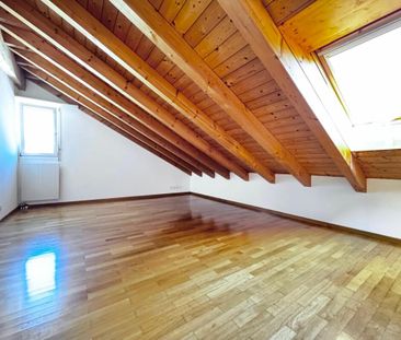 Wohnen mit Weitblick - Maisonette-Traumwohnung mit Galerie & 2 Balk... - Photo 4