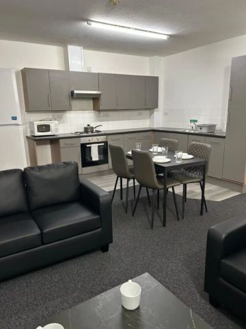 Deluxe Plus En-Suite - Photo 2