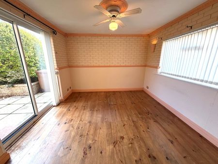 Sint Niklaas Close, Abingdon - Photo 2