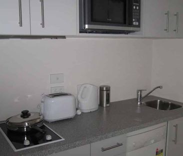 Fully furnished, power included - Photo 5