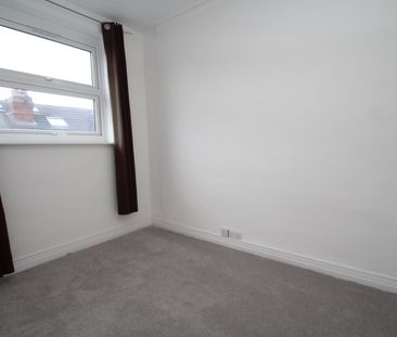 4 bedroom terraced house to rent - Photo 6