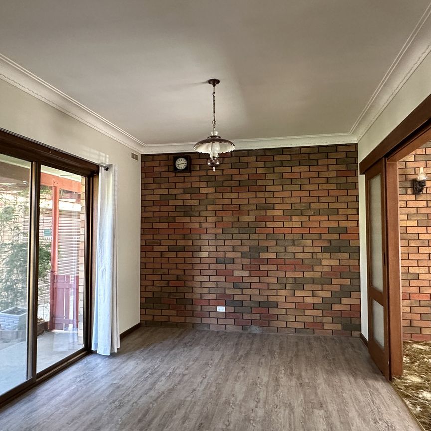 18 Erskine Street, SHEPPARTON VIC 3630 - Photo 1