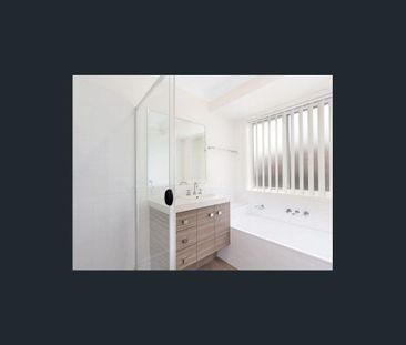 5 Wagtail Close, Tamworth, NSW 2340 - Photo 2