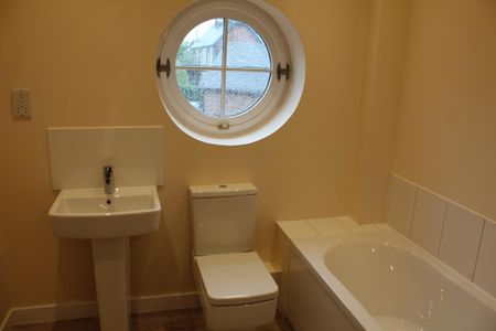 3 bedroom barn conversion to rent - Photo 4