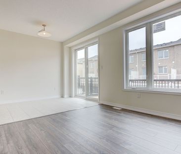 For Lease - 3256 Charles Fay Passage Unit# 8, Oakville, Ontario - Photo 4