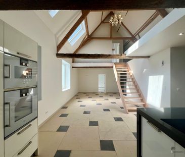 Gerenoveerde hoeve met karakter, duurzame afwerking en lage EPC-waarde - Foto 3