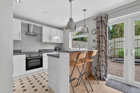 6 Eastleigh Dale, Ballyhackamore, Belfast, BT4 3DT - Photo 4