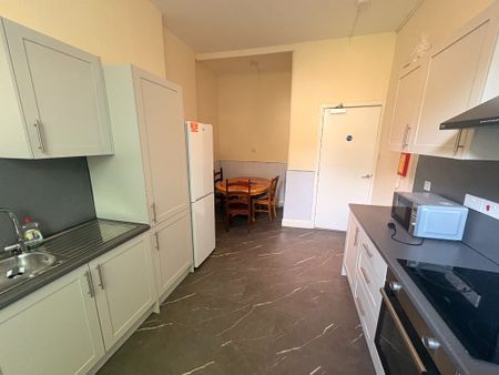 Barrington Drive, 1/1, Glasgow, G4 9DT - Photo 5