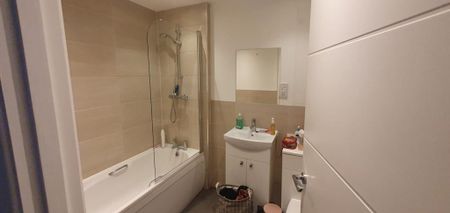 2 bedroom flat to rent - Photo 5