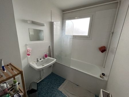 Appartement T4 à louer - 90 m² - Photo 2
