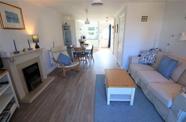 2 bedroom house to rent - Photo 1