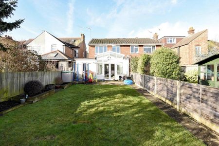 3 bedroom house to rent - Photo 3