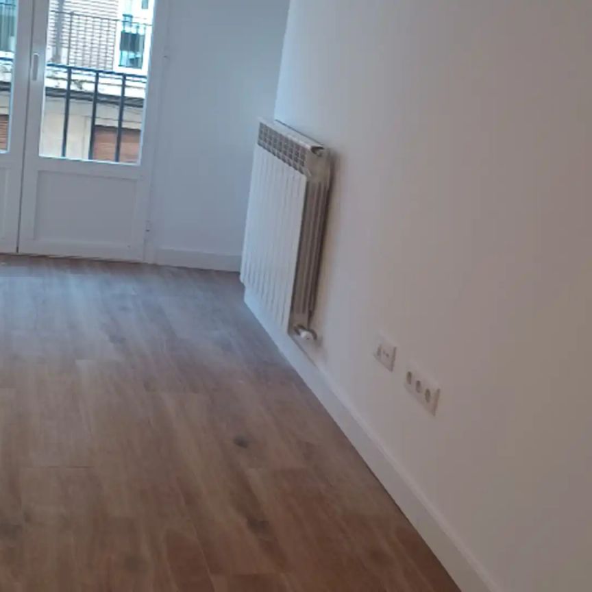 Apartamento de alquiler en Calle de San Vicente de Paúl, Alfonso - Foto 1