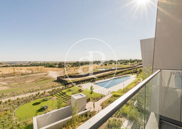 Triplex penthouse for rent in La Finca