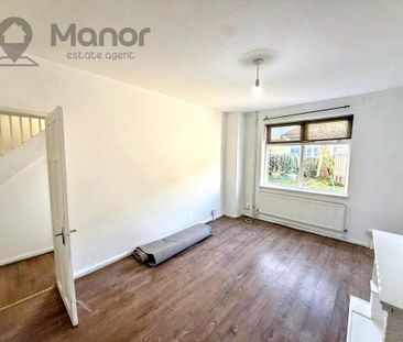 3 bedroom semi-detached house to rent - Photo 6