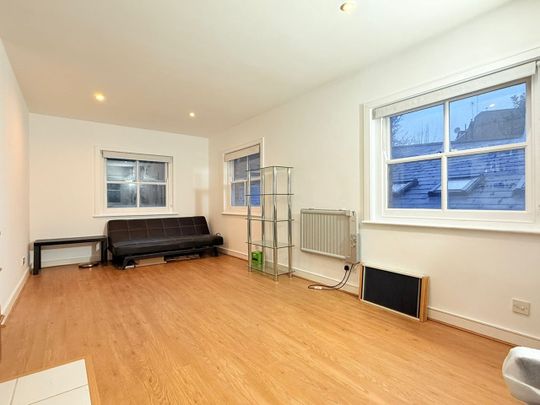2 Bed Flat, Pembroke Road, W8 - Photo 1