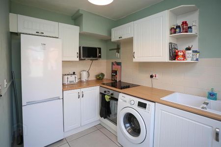 16 Muskett Crescent, Carryduff, Belfast, BT8 8QL - Photo 4