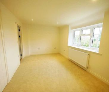 Broadwell, Lechlade, GL7 - Photo 2